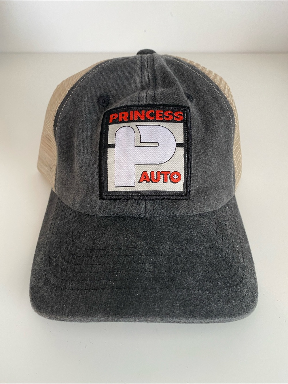 NWOT Grey and Tan Princess Auto Trucker Cap